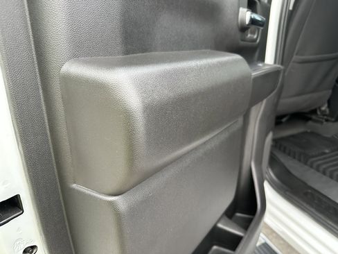 Used 2024 Chevrolet Silverado 2500 Custom w/ Custom Convenience Package image 23