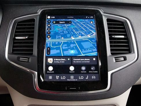 Certified 2023 Volvo XC90 B6 Core w/ Protection Package Premier AWD/4WD image 13