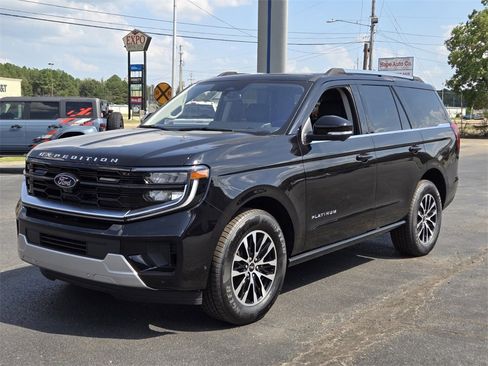 New 2025 Ford Expedition Platinum image 7