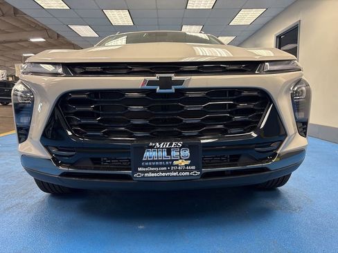 New 2026 Chevrolet Trax ACTIV w/ Driver Confidence Package FWD image 12