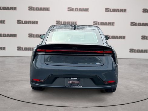 Used 2024 Toyota Prius LE image 4