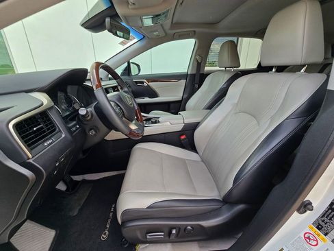 Used 2018 Lexus RX 350 FWD w/ Premium Package image 12