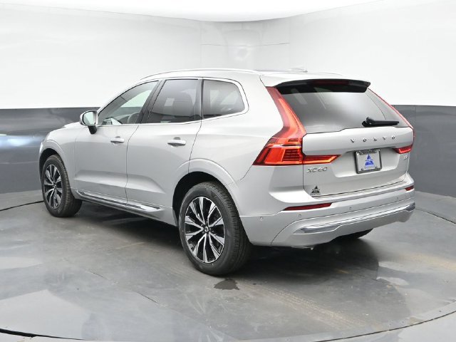 Used 2023 Volvo XC60 B5 Plus w/ Climate Package AWD/4WD image 8