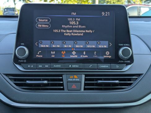 Certified 2025 Nissan Altima 2.5 S image 15