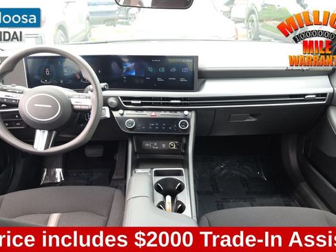 Used 2024 Hyundai Sonata SEL FWD image 25