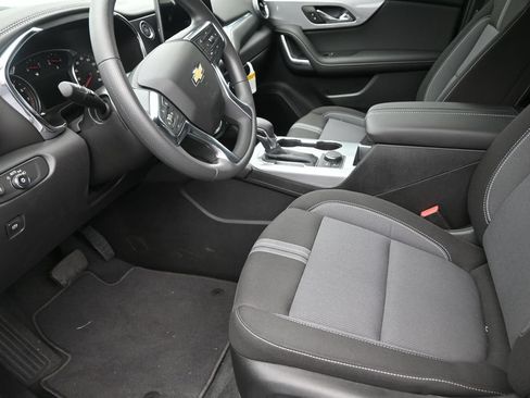 Used 2026 Chevrolet Blazer LT FWD image 12