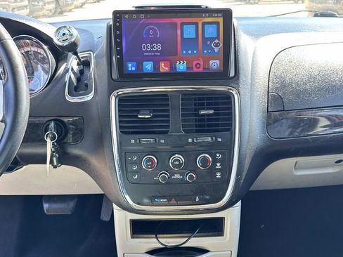 Used 2013 Dodge Grand Caravan SE image 29