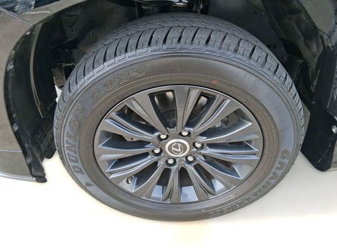 Used 2023 Lexus GX 460 Premium image 11