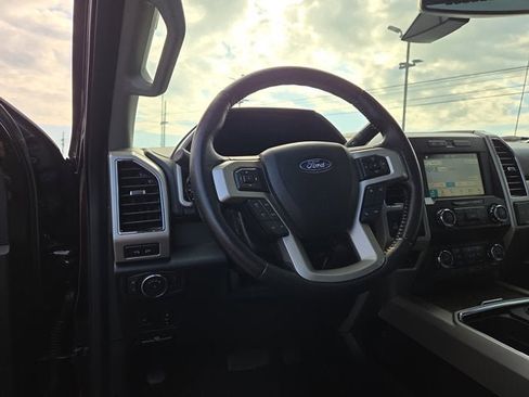Used 2019 Ford F250 Lariat w/ Lariat Ultimate Package AWD/4WD image 8