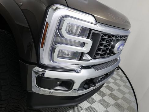 Used 2025 Ford F450 Lariat w/ Lariat Ultimate Package image 42