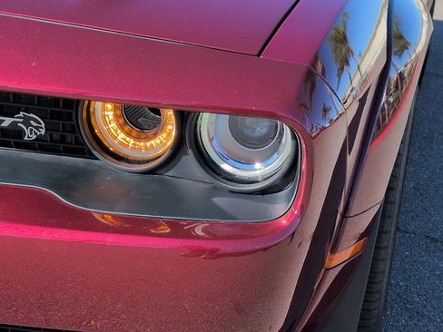 Used 2019 Dodge Challenger SRT Hellcat Redeye image 6