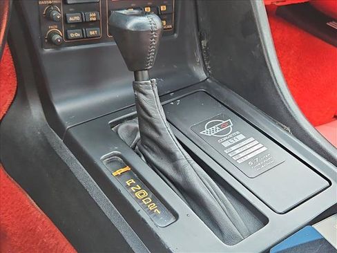 Used 1992 Chevrolet Corvette Coupe RWD image 18