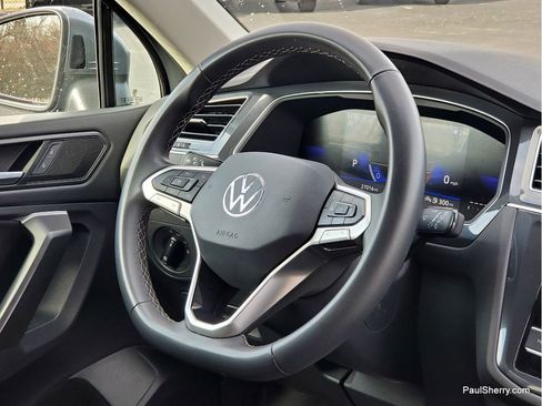 Used 2024 Volkswagen Tiguan S image 21
