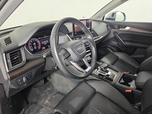 Used 2024 Audi Q5 2.0T Premium Plus w/ Premium Plus Package AWD/4WD image 15
