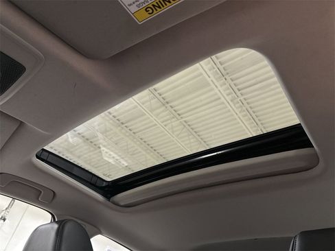 Used 2023 Honda Civic EX-L image 18