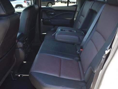 Used 2025 Honda Ridgeline Black Edition image 21