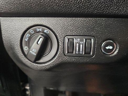 Used 2022 Dodge Challenger GT RWD image 14
