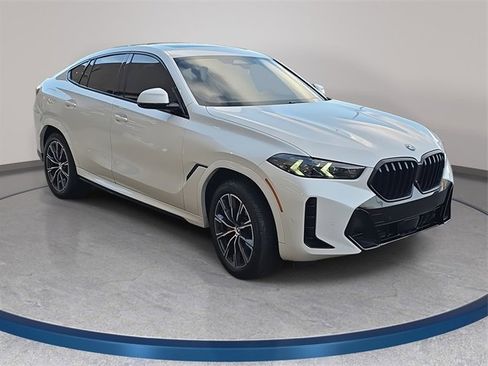 Used 2026 BMW X6 xDrive40i image 4