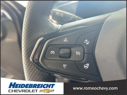 Certified 2024 Chevrolet Trax RS w/ Driver Confidence Package FWD image 19