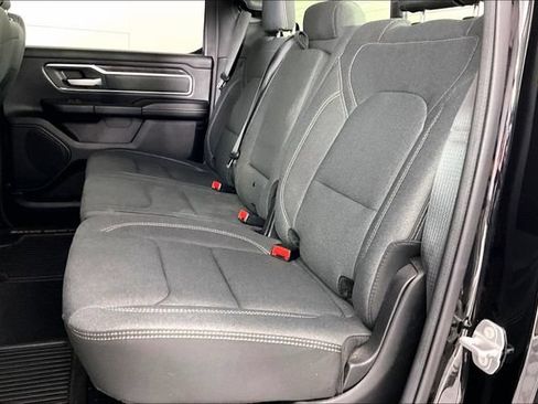 Used 2022 RAM 1500 Big Horn AWD/4WD image 2