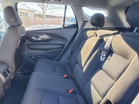 Used 2024 GMC Terrain SLE image 29