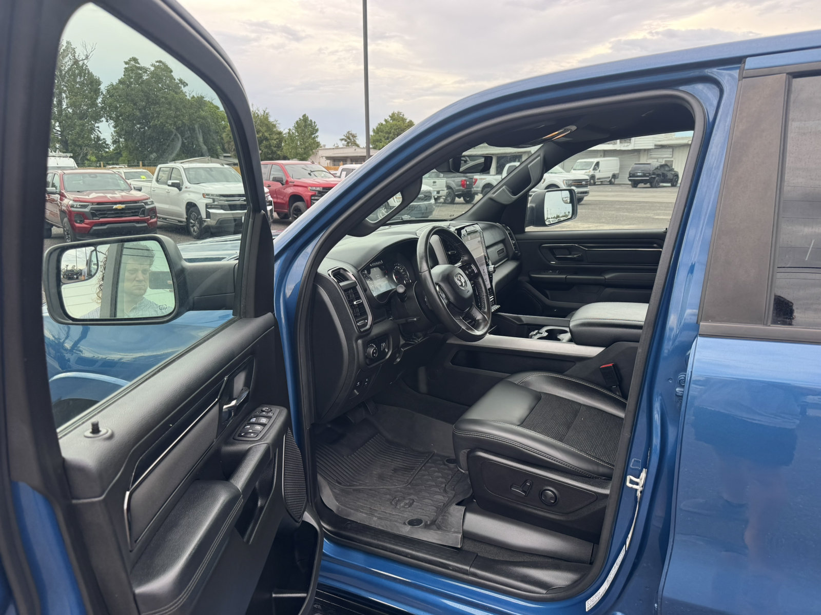 Used 2024 RAM 1500 Big Horn AWD/4WD image 16