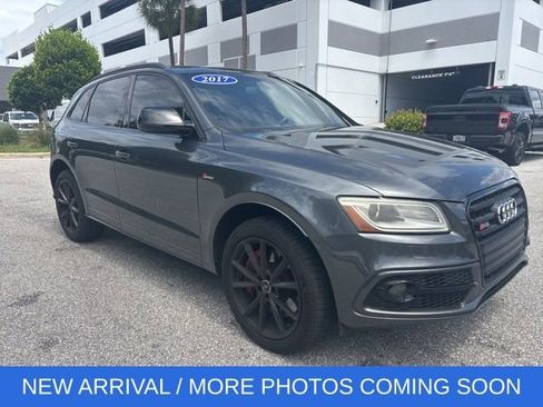 Used 2017 Audi SQ5 Premium Plus w/ Technology Package AWD/4WD image 1