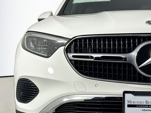 New 2026 Mercedes-Benz GLC 300 image 13