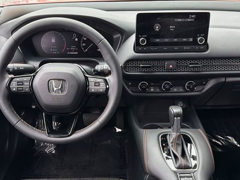 Certified 2024 Honda HR-V Sport image 17