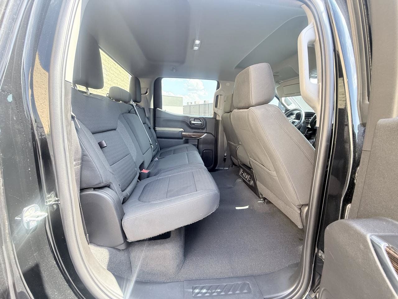 Used 2020 GMC Sierra 1500 Elevation w/ Elevation Convenience Package RWD image 12