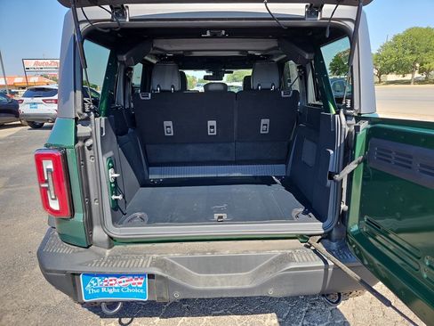 New 2025 Ford Bronco Badlands image 18