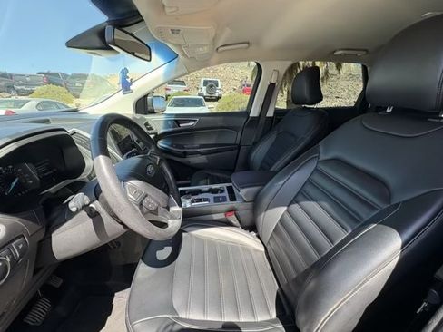 Used 2022 Ford Edge SEL AWD/4WD image 9