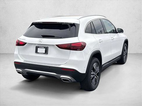 Certified 2025 Mercedes-Benz GLA 250 image 2