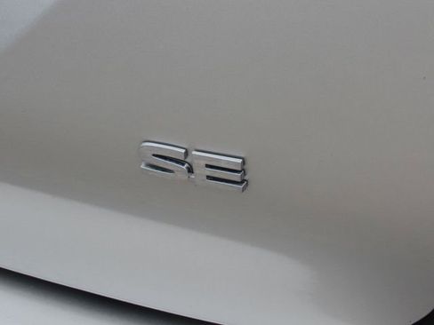 Used 2023 Mitsubishi Outlander SE FWD image 14