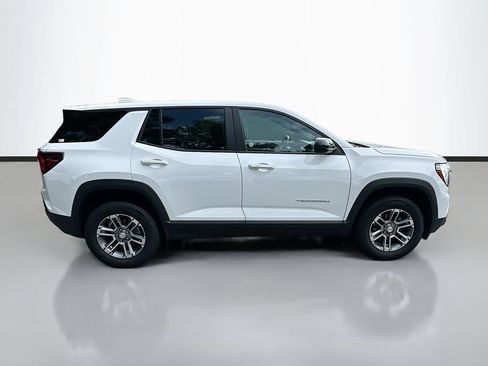 Used 2025 GMC Terrain Elevation AWD/4WD image 4