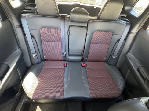 Used 2026 Nissan Kicks SR AWD/4WD image 37