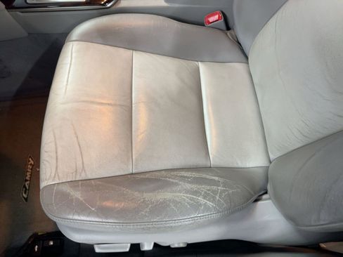 Used 2012 Toyota Camry XLE image 23