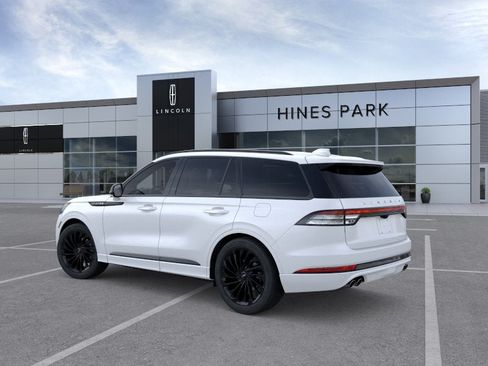 New 2026 Lincoln Aviator Reserve AWD/4WD image 4