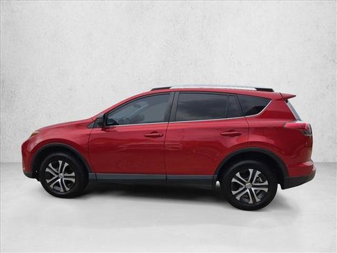 Used 2016 Toyota RAV4 LE FWD image 7