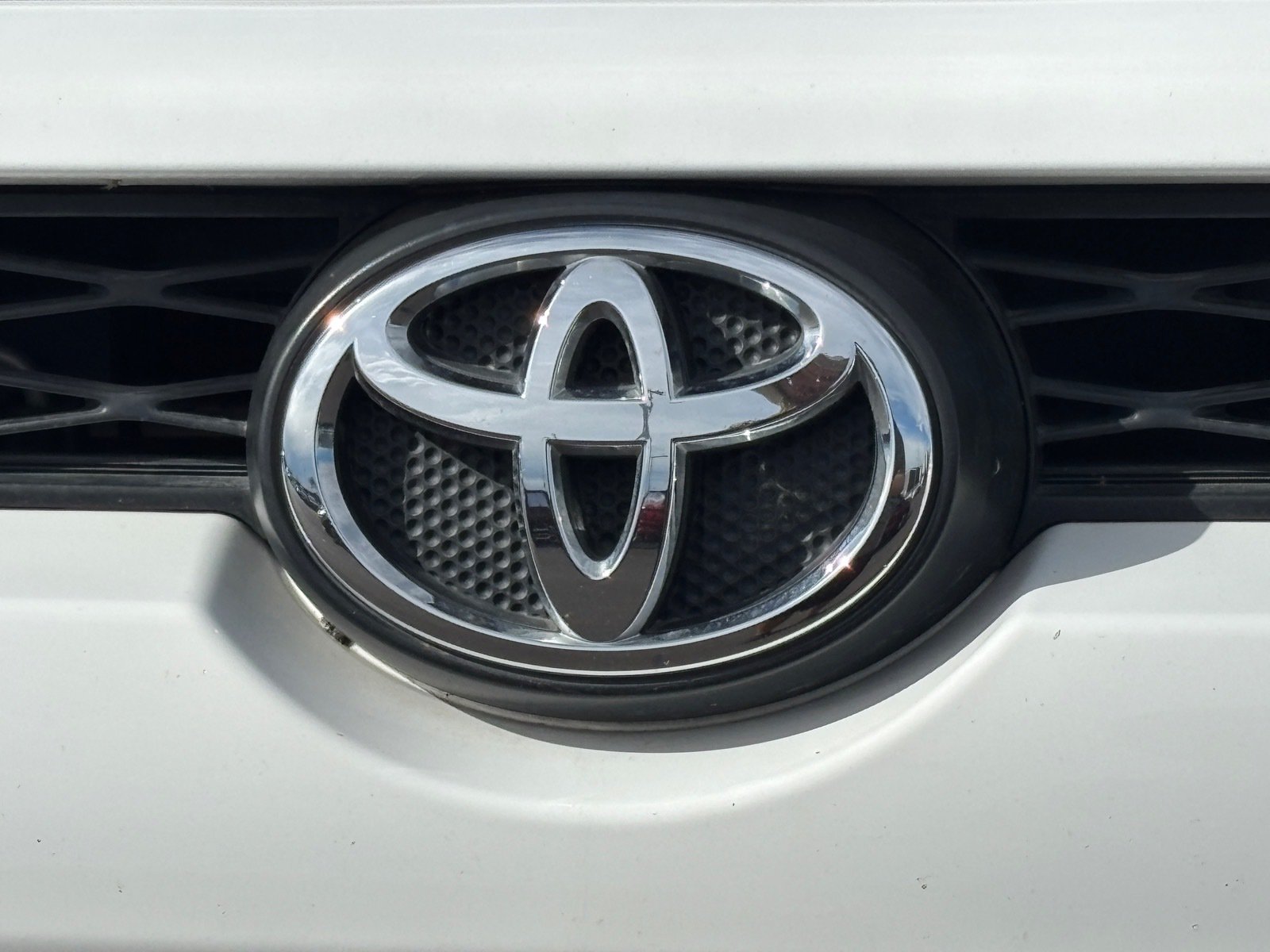 Used 2015 Toyota 4Runner SR5 Premium AWD/4WD image 9