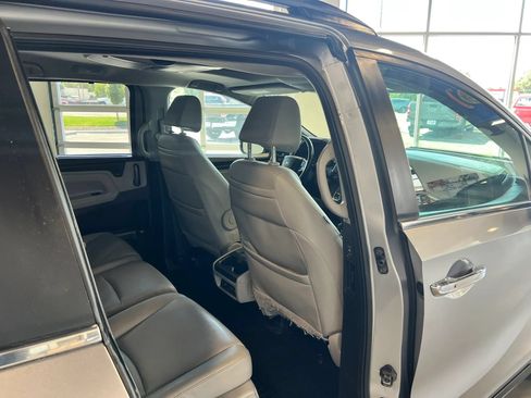 Used 2018 Honda Odyssey EX-L image 25