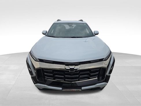 Certified 2026 Chevrolet Equinox ACTIV w/ Convenience Package III FWD image 38