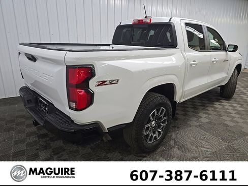 Used 2025 Chevrolet Colorado Z71 AWD/4WD image 10