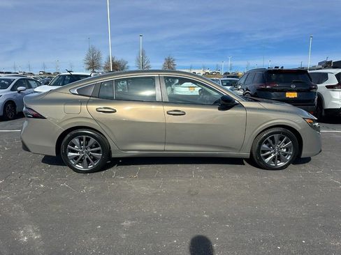 New 2026 Nissan Sentra SL w/ Floor Mat Package FWD image 2