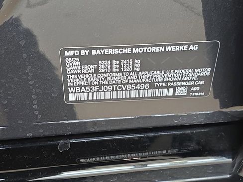 Used 2026 BMW 530i xDrive w/ M Sport Package AWD/4WD image 34