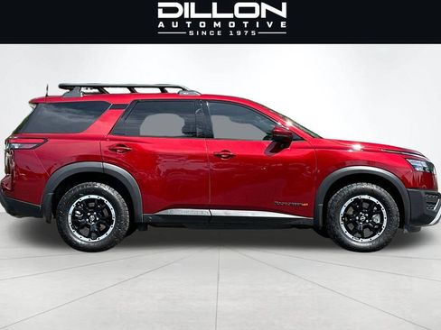 Used 2025 Nissan Pathfinder Rock Creek AWD/4WD image 3