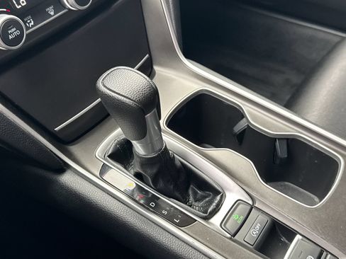 Used 2021 Honda Accord LX image 21