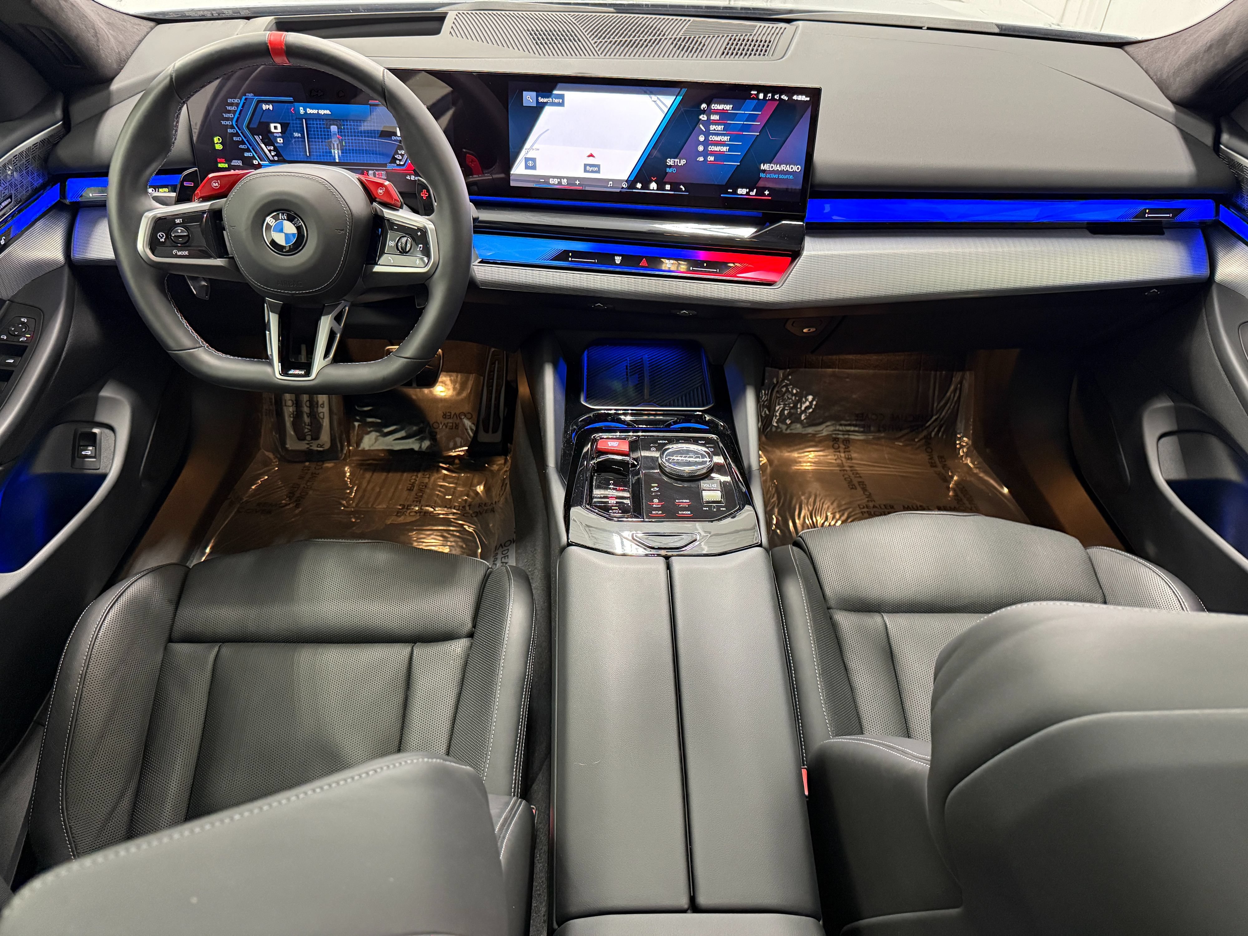 Used 2025 BMW M5 Touring AWD/4WD image 16
