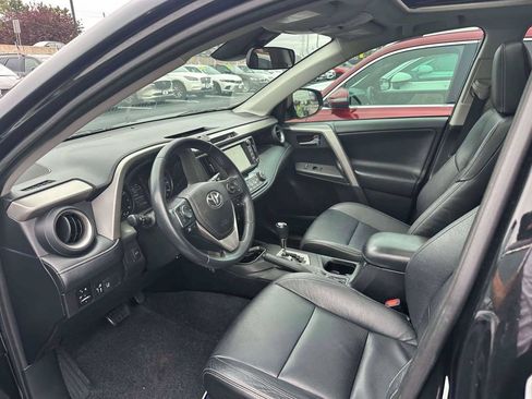 Used 2017 Toyota RAV4 XLE FWD image 14