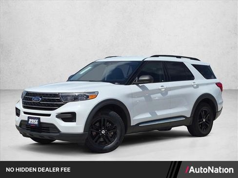 Used 2021 Ford Explorer XLT RWD image 1